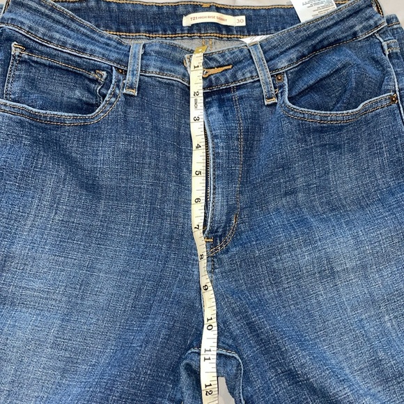 Levi’s 721 High Rise Skinny - Picture 6 of 7